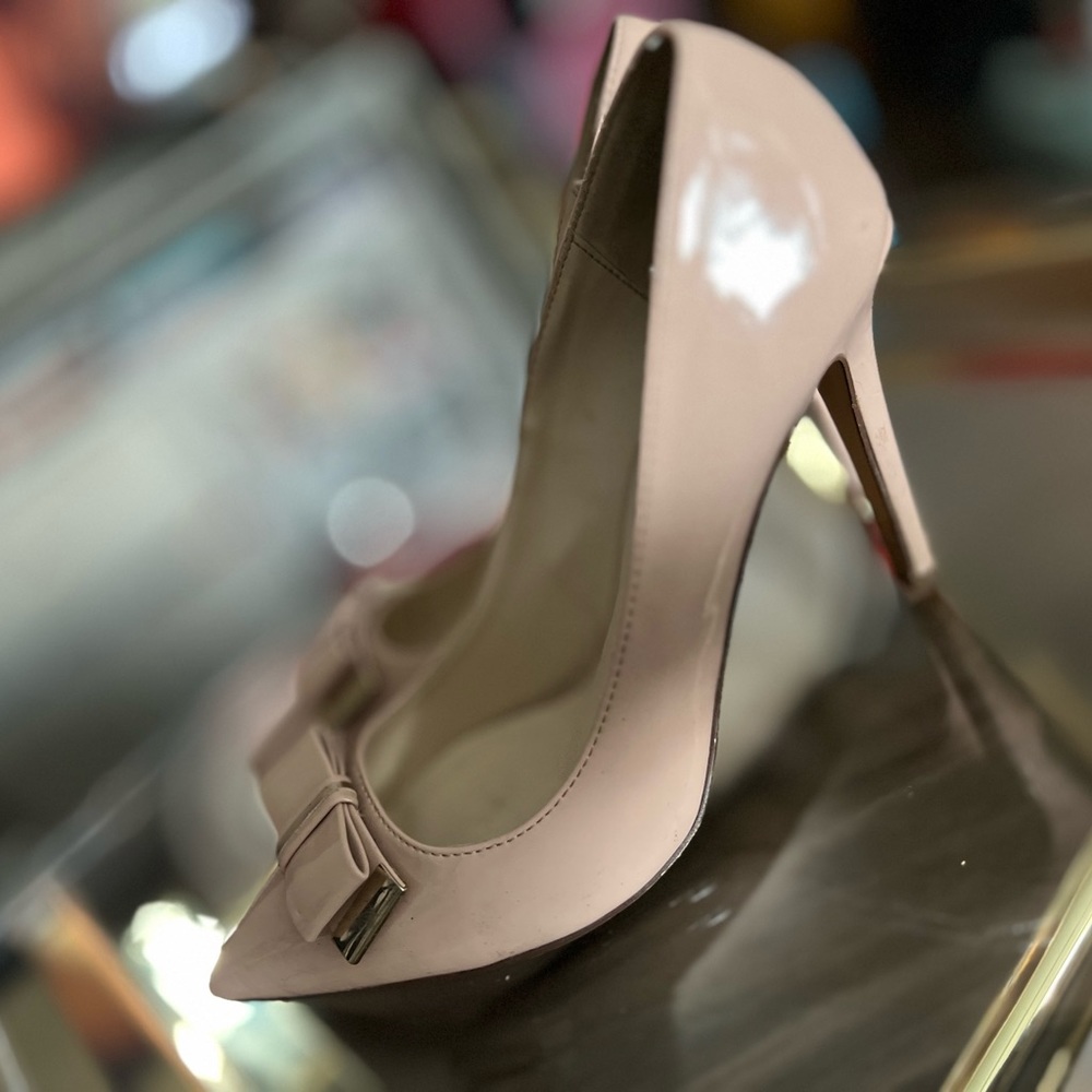 Kardashian Kollection nude heel